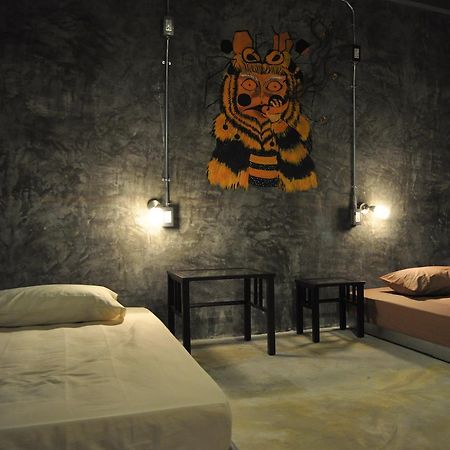 Nexchange Hostel Бангкок Екстер'єр фото
