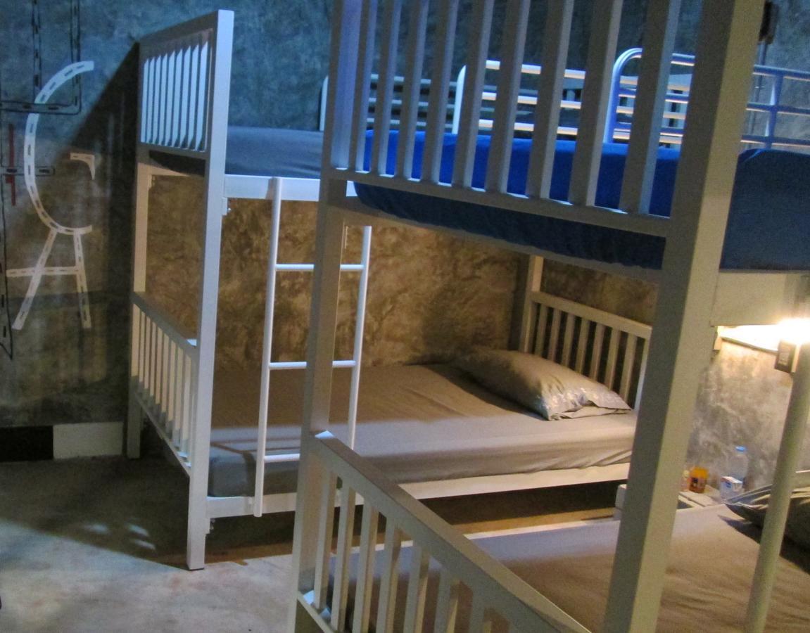 Nexchange Hostel Бангкок Екстер'єр фото
